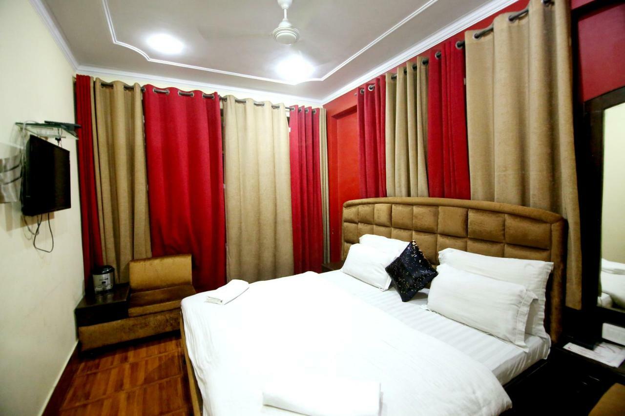 Hotel New Aditya Haridwār Exteriér fotografie